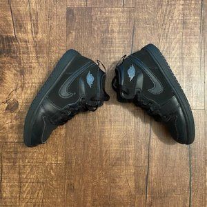 Boys Nike Air Jordan Mid